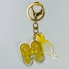 【ハンドメイド】シャカシャカアルファベット（H）＆猫チャーム