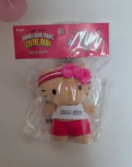 サンリオ × OLIVE YOUNG キューティーRUN タンニングハローキティ マスコット キーホルダー