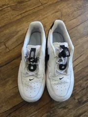 ナイキキッズ 205 エアフォース1 白 スニーカー