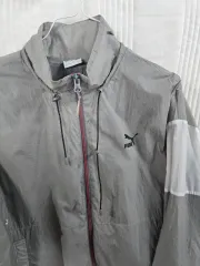 PUMA ウィンドブレーカー ジャケット グレー
