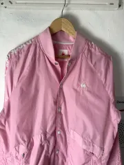 ルコックスポルティフ いちごミルク ウィンドブレーカー