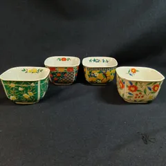 有田焼　吾山窯　絵変わり　和食器　小鉢　4枚セット　　A1111