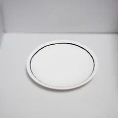 グスタフスベリ SIXTEN プレート 18cm ライン（ブラック） decor by Lisa Larson / Swedenのサムネイル