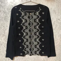 自由区 ジユウク 花柄 刺繍 ブラウス ネイビー 38サイズ 〇□のサムネイル