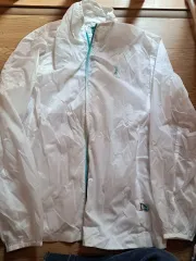 白ウィンドブレーカー ジャケット