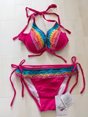 レースフリルビキニりぼん付水着未使用タグあり9Mショッキングピンク