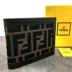 138 送料込み！ 未使用品 FENDI 二つ折り財布 ズッカ柄 箱付き