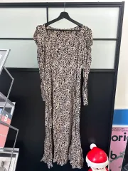 新品/ZARA ザラ レアパート レオパード スクエアネック パフ ロング丈ワンピース