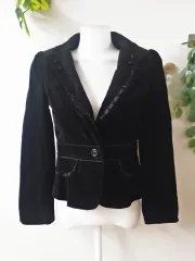 SOUP ツアーベルベットジャケット 55 クロップド フリルKARA（カラ） ブラック