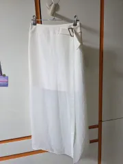白ベルト ロングスカート
