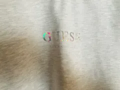 GUESS スウェット