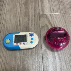 【229126】BANDAI バンダイ  脳内サプリIQエステ+Q20ストロベリー　携帯型ゲーム2個セット　動作未確認　※ジャンク品  ・