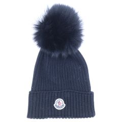 MONCLER ブラック ニット帽 ファー付き - メルカリ