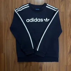 アディダス スウェット ネイビー (딤디 着用)