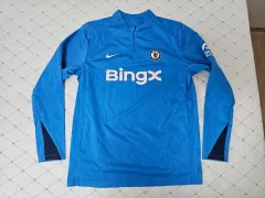 2425 NIKE チェルシー 前半期 STORM-FIT シールドトップ トレーナー