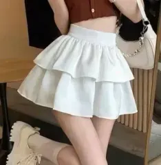 新サテン白ティアードミニスカート