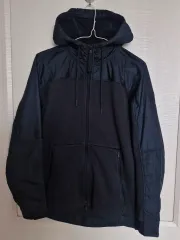 アンダーアーマー ジップアップ フーディー S