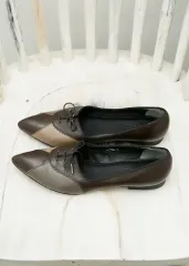 ズッカ レースアップ フラットシューズ