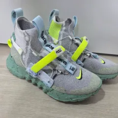 ナイキ スペース ヒッピー スニーカー