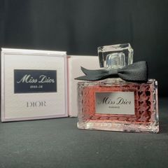 美品】Miss Dior ミスディオールエッセンスパルファン 35ml - メルカリ