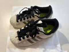 アディダス SUPERSTAR ll (JI0138 240 サイズ)