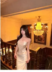 送料無料 パーティードレス ロングドレス ビスチェ マーメイド パール アイボリー バックリボン 成人式 結婚式 二次会 披露宴 ゲスト ウエストマーク タイトシルエット 上品 華やか エレガント 高級感 フェミニン おしゃれ