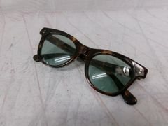 Item thumbnail for item dc709fe0-269f-44ad-a6cc-5ccd1563b1ce