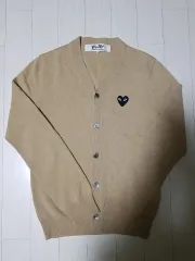 S コム・デ・ギャルソン PLAY ブラックワッペン カーディガン ベージュ