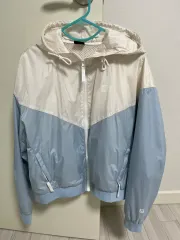 FILA フィラ ウィンドブレーカー アイボリー/ブルー L/100