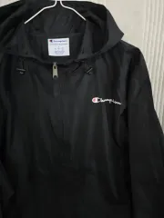 チャンピオン ブラック ウィンドブレーカー