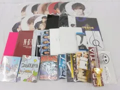  中古品 NEWS 小山慶一郎 LIVE TOUR 2015 WHITE Blu-ray 他 うちわ ペンライト パンフレット トートバック 等グッズセット