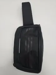 アディダス ブラック スリングバック バッグ