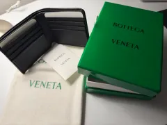 BOTTEGA VENETA ボッテガ・ヴェネタ 二つ折り財布