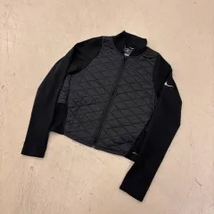 ナイキ エアロレイヤー ブラック ランニング キルティング ジャケット