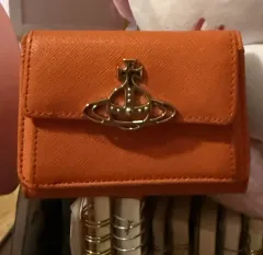 (在庫処分)ヴィヴィアン・ウエストウッド 財布