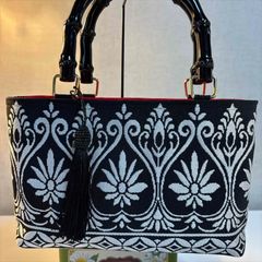 Item thumbnail for item 9875cae3-d2bc-445c-9027-a0cc41d18f83