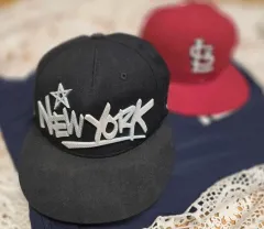 MLB 正規品 帽子2点 + 野球Tシャツ / ニューヨーク・ヤンキース / セントルイス / まとめ在庫整理