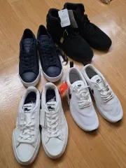 240 スニーカー 出品 NIKE adidas Reebok