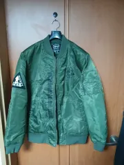 ディズニー ミッキーマウス ブルゾン ジャケット カーキ色