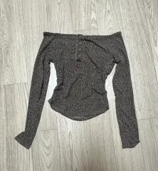 ヒョウ柄 オフショルダー 長袖 トップス ギャル Girl