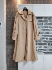 ベージュ ONE PIECE ロングカーディガン