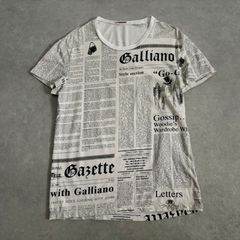 ガリアーノ GALLIANO ニュースペーパー 花柄 プリント タンクトップ　絹 ガリアーノ GALLIANO ニュースペーパー 花柄 プリント タンクトップ 絹