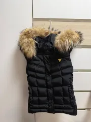 GUESS ダウン ベスト