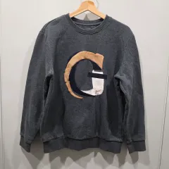 GUESS BIG G 刺繍ロゴ スウェット ダークグレー