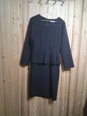 ブラック ぺプラム 長袖 ONE PIECE (M)