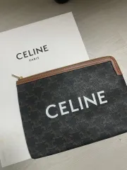 セリーヌ トリオンフ スモール クラッチバッグ