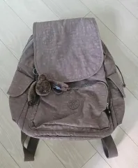 キプリング バックパック ブラウン