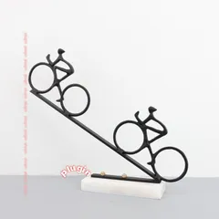 【送料無料】北欧クリエイティブ 鋳鉄 大理石 スポーツフィギュア 自転車飾り ホテルゲストモデルルーム 書斎 ソフトデコレーション
