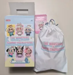 POP MART ラブブ X サンリオ コラボ ぬいぐるみ キーホルダー (ハローキティ)