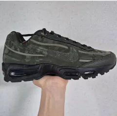 NIKE ナイキ エアマックス95 ワークスアウト 260 カーキ